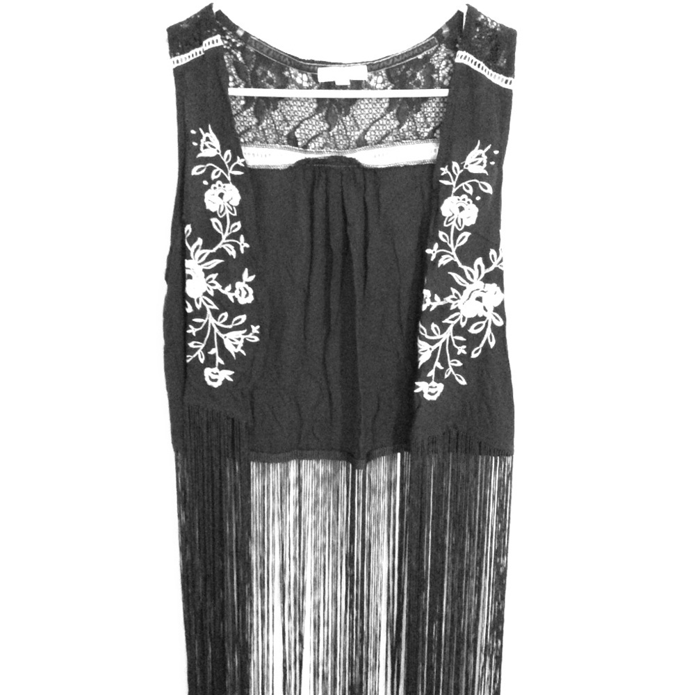 Coco & Jameson Women’s fashion vest/ tunic